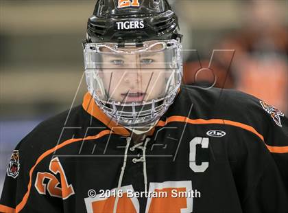 Thumbnail 3 in Mamaroneck vs. West Genesee (NYSPHSAA Division 1 Final) photogallery.