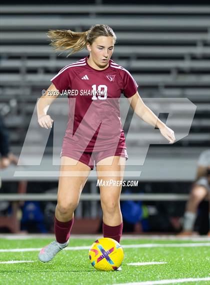 Thumbnail 1 in JV: Vandebilt Catholic @ E. D. White photogallery.