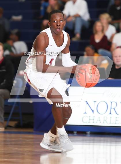 Thumbnail 1 in White Plains vs Porter-Gaud (Rotary Roundball Classic) photogallery.