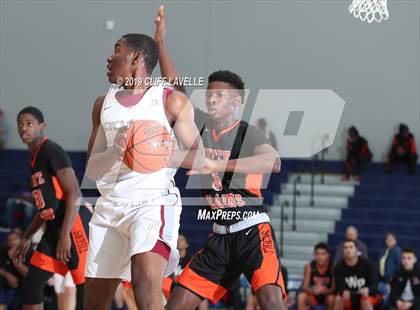 Thumbnail 2 in White Plains vs Porter-Gaud (Rotary Roundball Classic) photogallery.