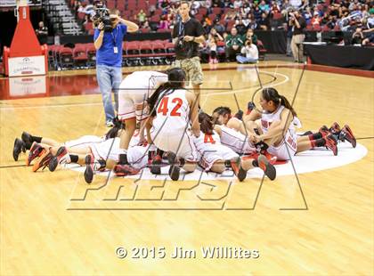 Thumbnail 3 in Page vs. Tuba City (AIA Division 3 Final) photogallery.