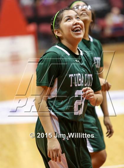 Thumbnail 2 in Page vs. Tuba City (AIA Division 3 Final) photogallery.
