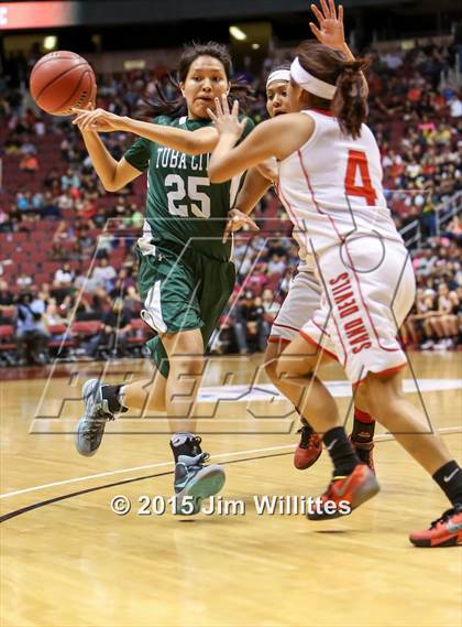 Thumbnail 2 in Page vs. Tuba City (AIA Division 3 Final) photogallery.