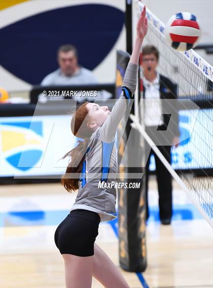 Thumbnail 2 in Horizon Honors vs. Scottsdale Prep (PCDS Desert Classic) photogallery.