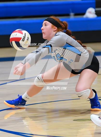 Thumbnail 3 in Horizon Honors vs. Scottsdale Prep (PCDS Desert Classic) photogallery.