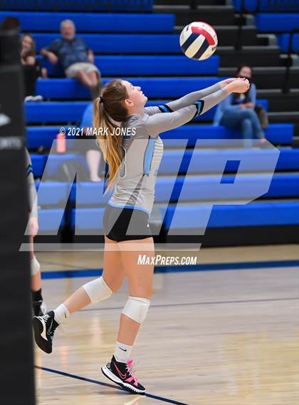 Thumbnail 3 in Horizon Honors vs. Scottsdale Prep (PCDS Desert Classic) photogallery.