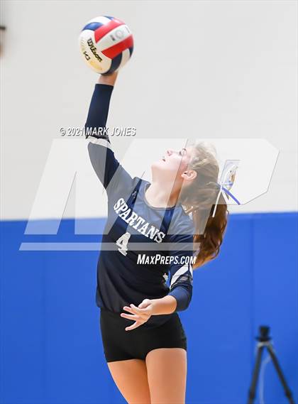 Thumbnail 3 in Horizon Honors vs. Scottsdale Prep (PCDS Desert Classic) photogallery.