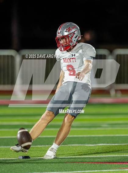 Thumbnail 3 in Manti vs. Morgan (UHSAA 3A Semifinal) photogallery.