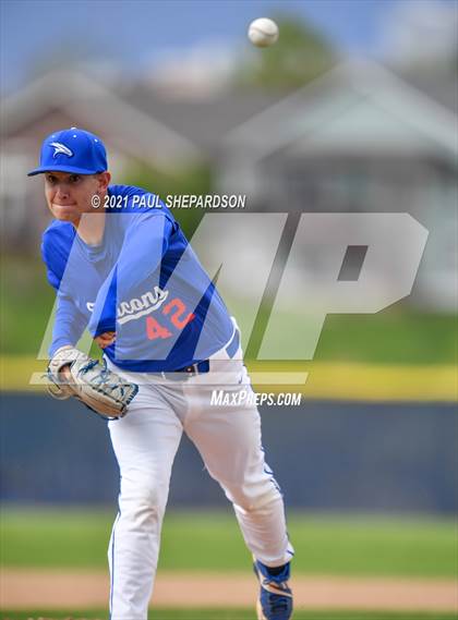 Thumbnail 1 in Highlands Ranch vs. Thunder Ridge photogallery.