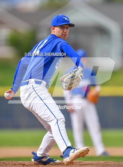Thumbnail 3 in Highlands Ranch vs. Thunder Ridge photogallery.