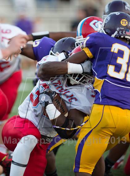 Thumbnail 1 in Charlotte Catholic @ Northwestern photogallery.