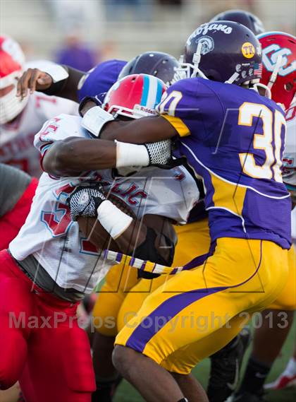 Thumbnail 3 in Charlotte Catholic @ Northwestern photogallery.