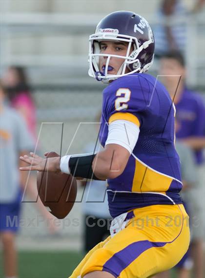 Thumbnail 1 in Charlotte Catholic @ Northwestern photogallery.