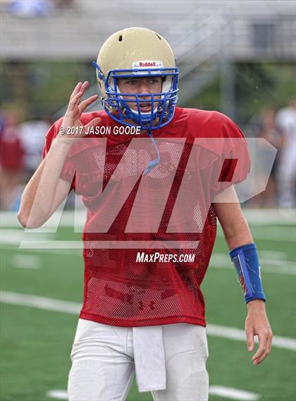 Thumbnail 2 in Siegel @ Brentwood (Freshman Scrimmage) photogallery.