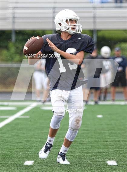 Thumbnail 3 in Siegel @ Brentwood (Freshman Scrimmage) photogallery.