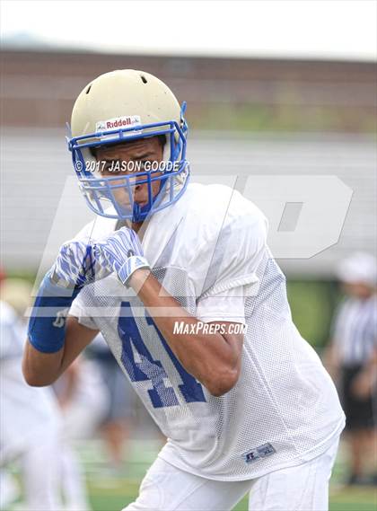 Thumbnail 1 in Siegel @ Brentwood (Freshman Scrimmage) photogallery.