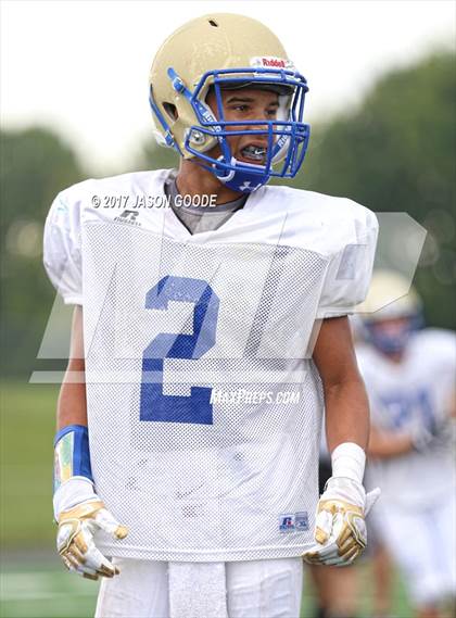 Thumbnail 1 in Siegel @ Brentwood (Freshman Scrimmage) photogallery.