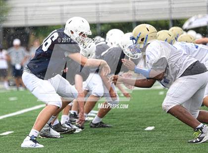 Thumbnail 1 in Siegel @ Brentwood (Freshman Scrimmage) photogallery.