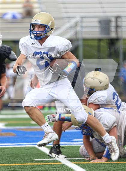 Thumbnail 2 in Siegel @ Brentwood (Freshman Scrimmage) photogallery.