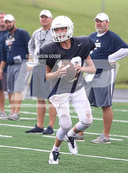 Thumbnail 2 in Siegel @ Brentwood (Freshman Scrimmage) photogallery.