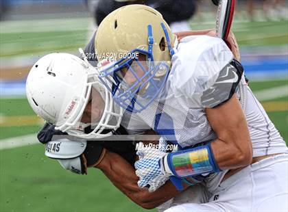 Thumbnail 2 in Siegel @ Brentwood (Freshman Scrimmage) photogallery.