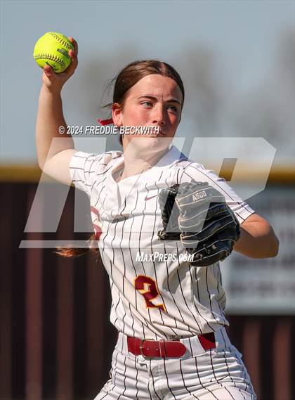 Thumbnail 3 in Saint Jo @ Collinsville photogallery.
