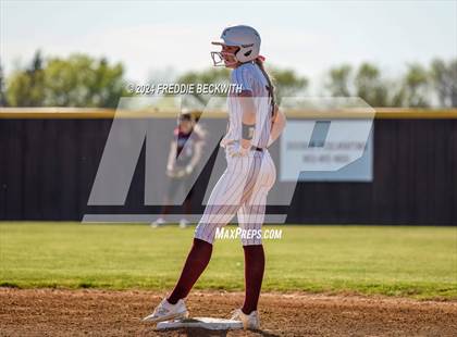 Thumbnail 2 in Saint Jo @ Collinsville photogallery.