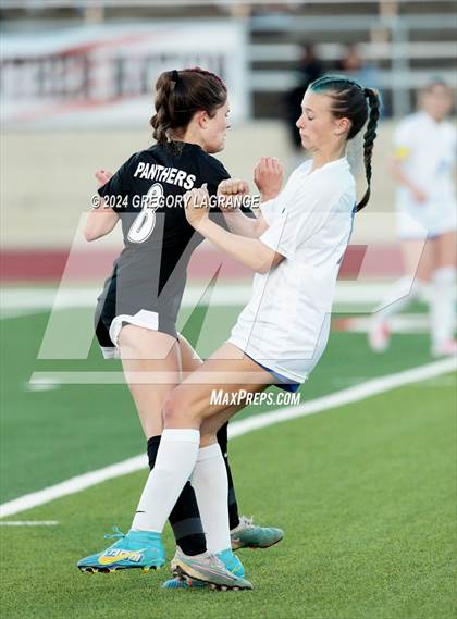 Thumbnail 1 in Midlothian vs Colleyville Heritage (UIL Soccer 5A Regional Quarter Final) photogallery.