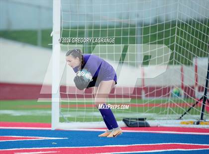Thumbnail 3 in Midlothian vs Colleyville Heritage (UIL Soccer 5A Regional Quarter Final) photogallery.