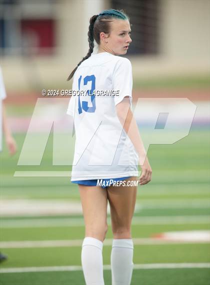 Thumbnail 3 in Midlothian vs Colleyville Heritage (UIL Soccer 5A Regional Quarter Final) photogallery.