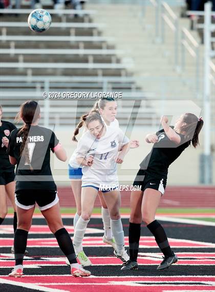 Thumbnail 2 in Midlothian vs Colleyville Heritage (UIL Soccer 5A Regional Quarter Final) photogallery.