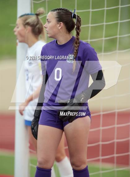 Thumbnail 2 in Midlothian vs Colleyville Heritage (UIL Soccer 5A Regional Quarter Final) photogallery.