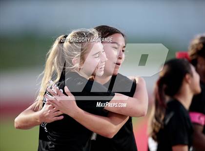 Thumbnail 1 in Midlothian vs Colleyville Heritage (UIL Soccer 5A Regional Quarter Final) photogallery.