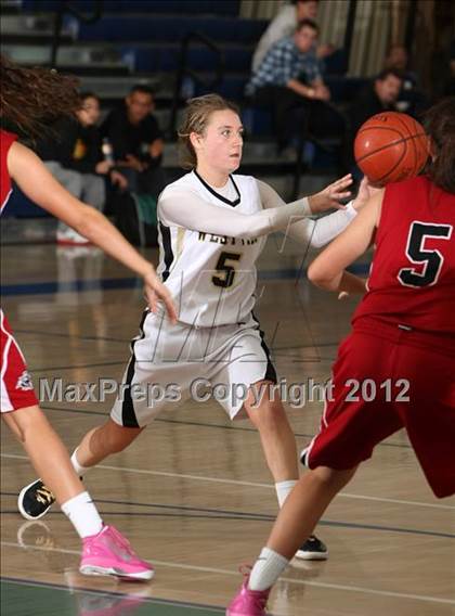 Thumbnail 2 in Westview vs. Red Mountain (So Cal Holiday Prep Classic) photogallery.