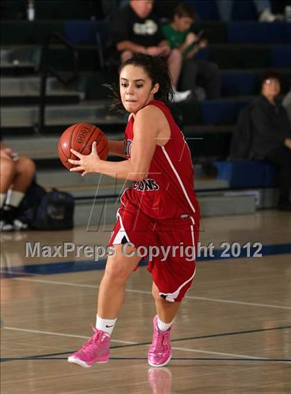 Thumbnail 2 in Westview vs. Red Mountain (So Cal Holiday Prep Classic) photogallery.