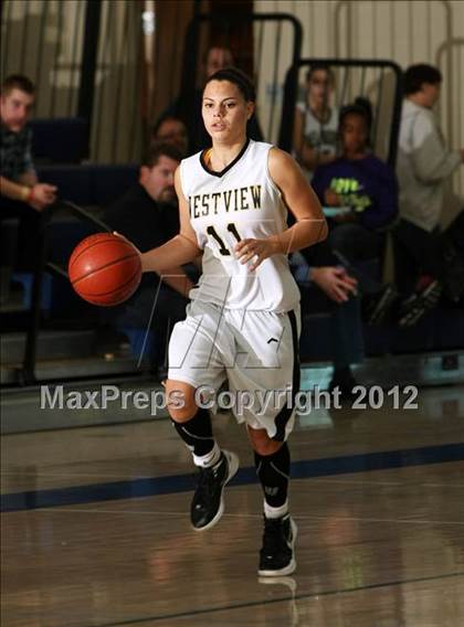 Thumbnail 2 in Westview vs. Red Mountain (So Cal Holiday Prep Classic) photogallery.