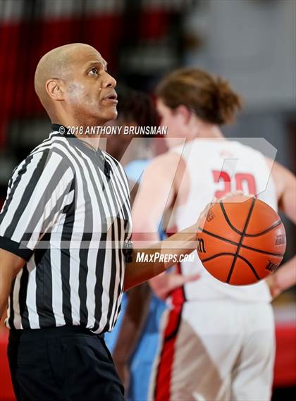 Thumbnail 1 in Bella Vista vs Burbank (Cordova Christmas Classic) photogallery.
