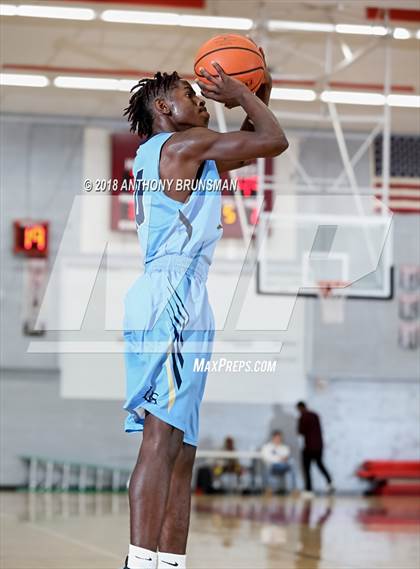 Thumbnail 3 in Bella Vista vs Burbank (Cordova Christmas Classic) photogallery.