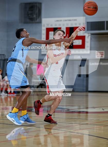 Thumbnail 3 in Bella Vista vs Burbank (Cordova Christmas Classic) photogallery.