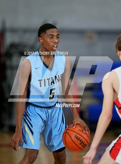 Thumbnail 1 in Bella Vista vs Burbank (Cordova Christmas Classic) photogallery.