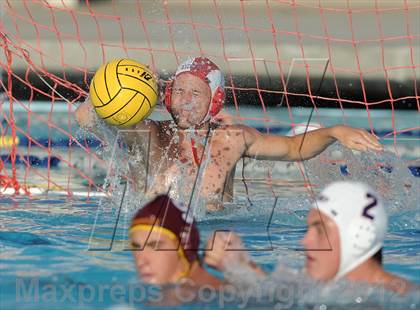 Thumbnail 2 in Los Alamitos vs Esperanza photogallery.