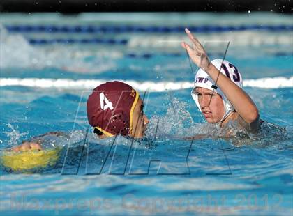 Thumbnail 1 in Los Alamitos vs Esperanza photogallery.