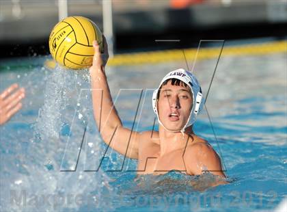 Thumbnail 1 in Los Alamitos vs Esperanza photogallery.