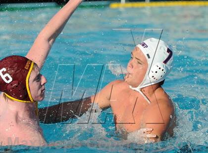 Thumbnail 2 in Los Alamitos vs Esperanza photogallery.
