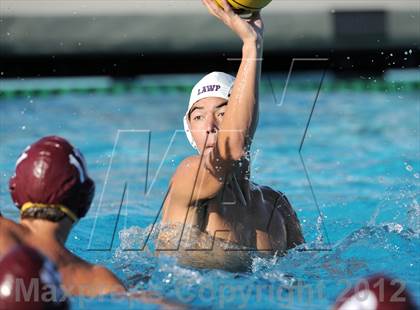 Thumbnail 3 in Los Alamitos vs Esperanza photogallery.