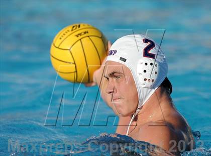 Thumbnail 1 in Los Alamitos vs Esperanza photogallery.