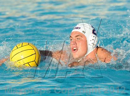 Thumbnail 2 in Los Alamitos vs Esperanza photogallery.