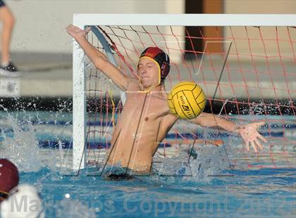 Thumbnail 3 in Los Alamitos vs Esperanza photogallery.