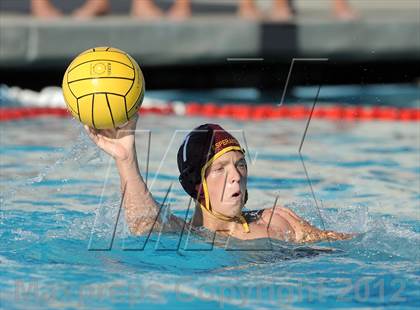 Thumbnail 1 in Los Alamitos vs Esperanza photogallery.
