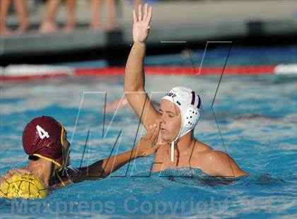 Thumbnail 2 in Los Alamitos vs Esperanza photogallery.